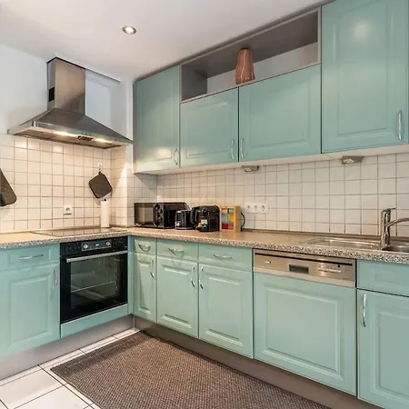 Lejlighed Spacious With Garden *